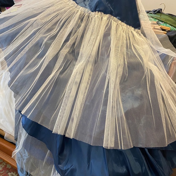 Faust Prom Long Dress - Picture 9 of 11